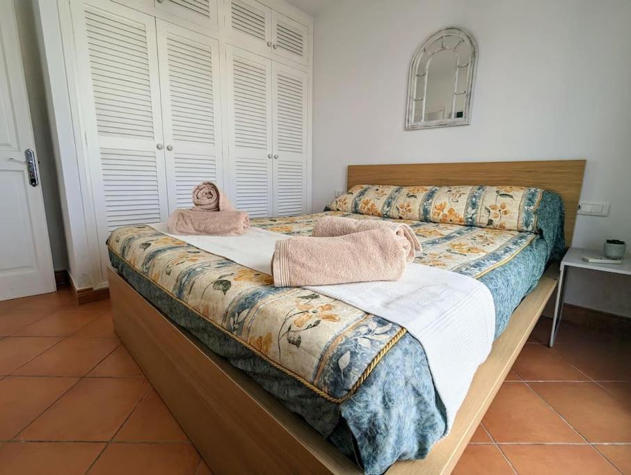 Bella Brisa, Port D'Addaia Apartamento Exterior foto