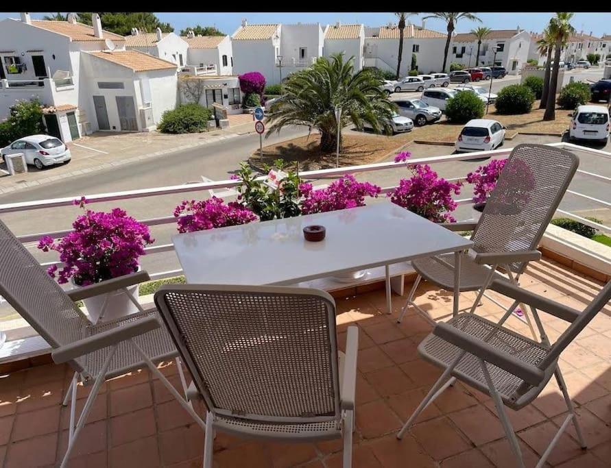 Bella Brisa, Port D'Addaia Apartamento Exterior foto