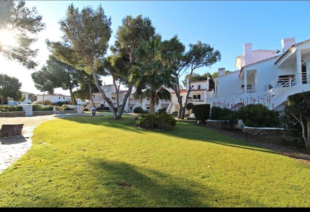 Bella Brisa, Port D'Addaia Apartamento Exterior foto