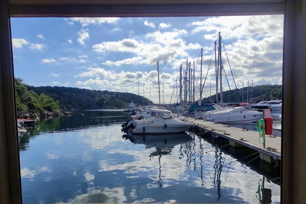 Bella Brisa, Port D'Addaia Apartamento Exterior foto