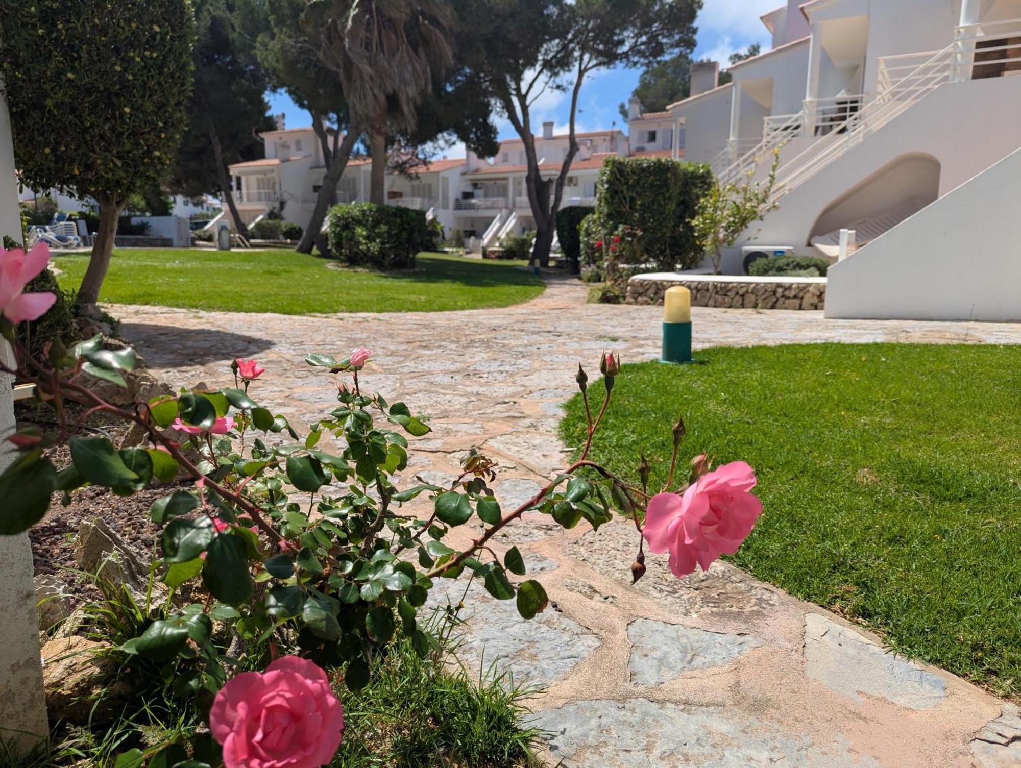 Bella Brisa, Port D'Addaia Apartamento Exterior foto